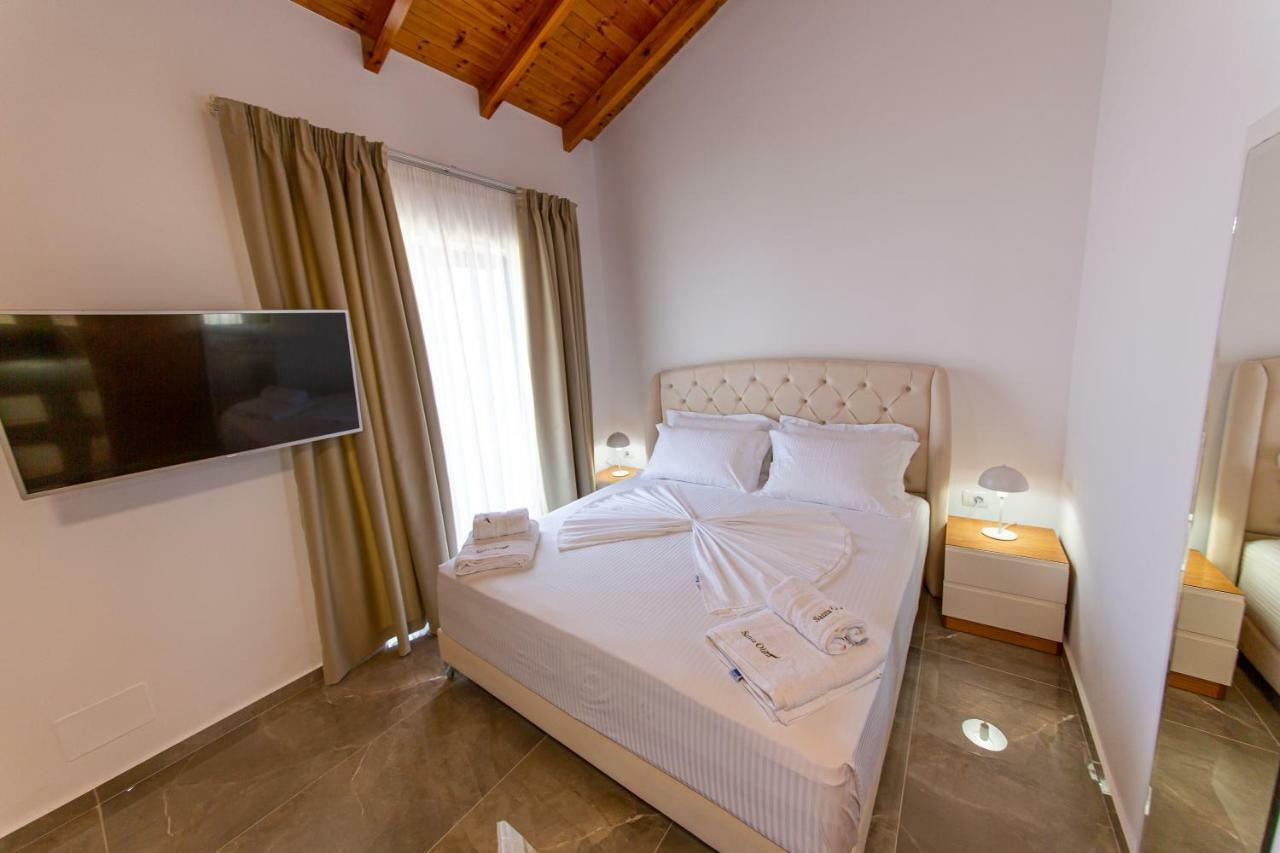 קסאמיל Santa Oliva Suites מראה חיצוני תמונה