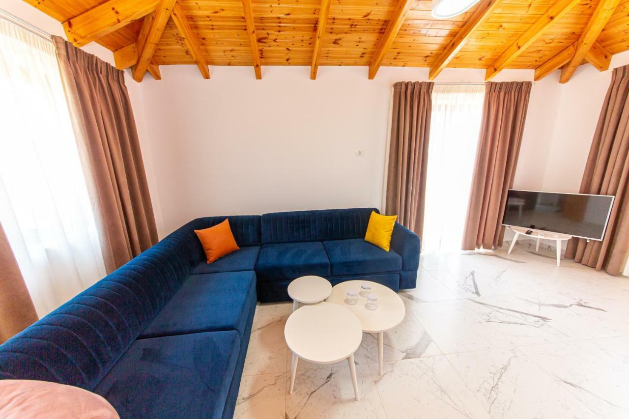 קסאמיל Santa Oliva Suites מראה חיצוני תמונה