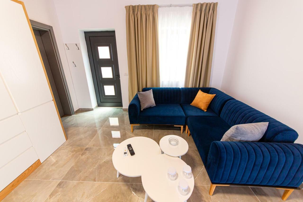 קסאמיל Santa Oliva Suites מראה חיצוני תמונה