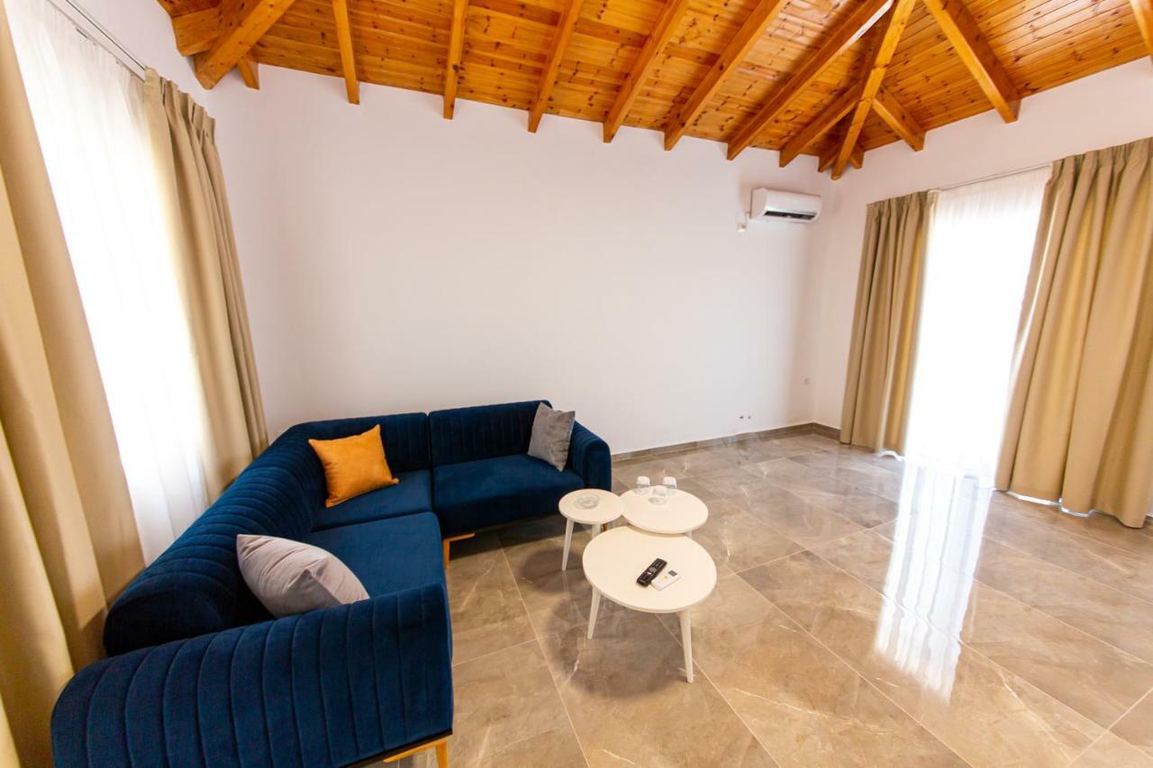 קסאמיל Santa Oliva Suites מראה חיצוני תמונה
