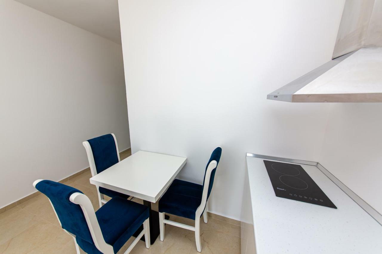 קסאמיל Santa Oliva Suites מראה חיצוני תמונה