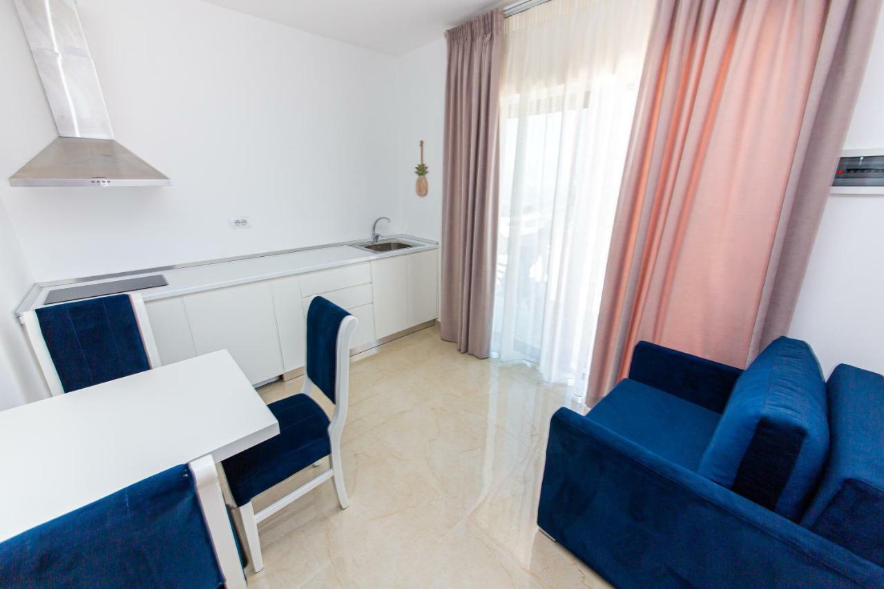 קסאמיל Santa Oliva Suites מראה חיצוני תמונה