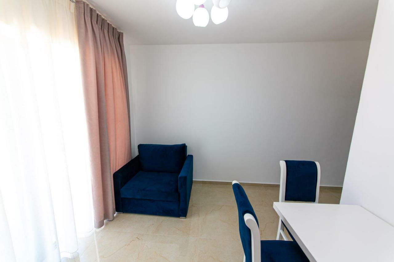 קסאמיל Santa Oliva Suites מראה חיצוני תמונה