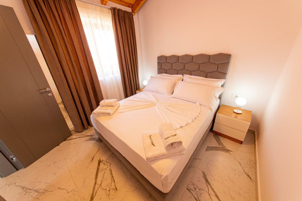 קסאמיל Santa Oliva Suites מראה חיצוני תמונה