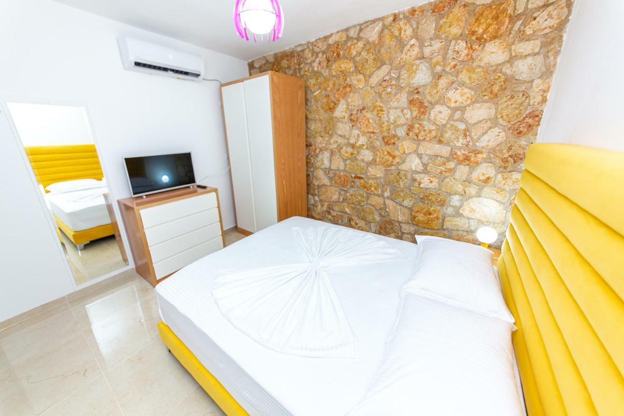 קסאמיל Santa Oliva Suites מראה חיצוני תמונה