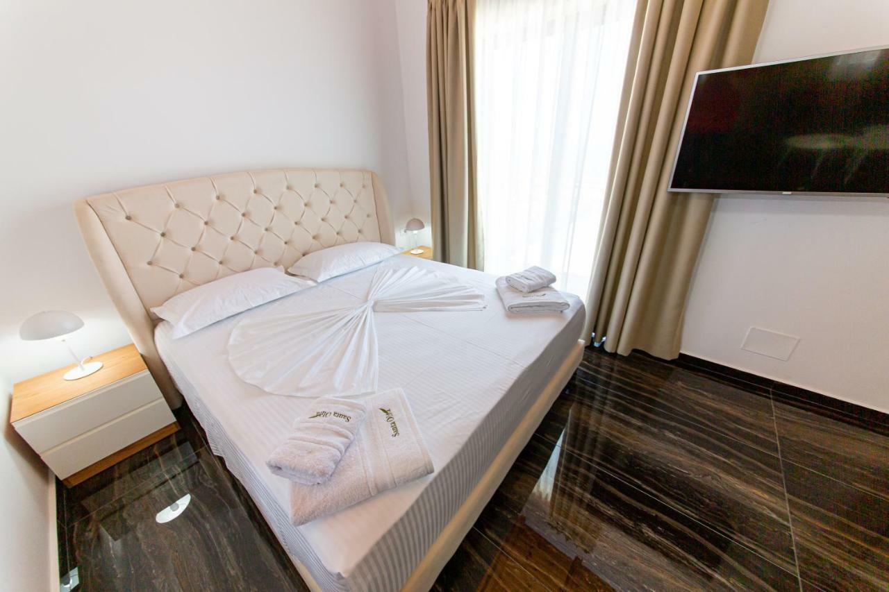 קסאמיל Santa Oliva Suites מראה חיצוני תמונה