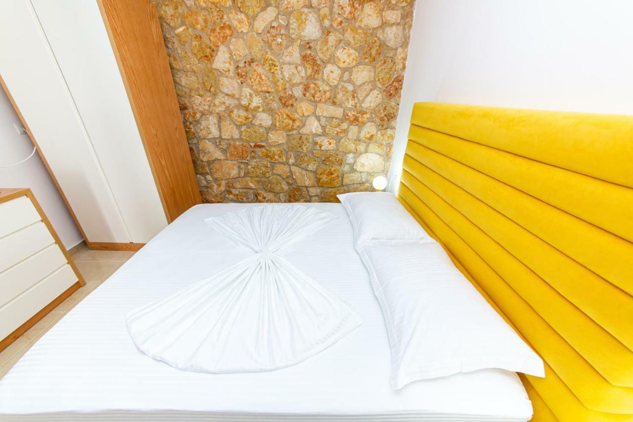 קסאמיל Santa Oliva Suites מראה חיצוני תמונה