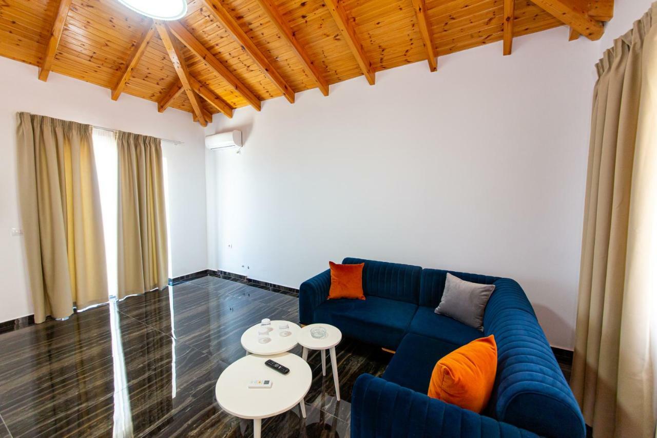 קסאמיל Santa Oliva Suites מראה חיצוני תמונה